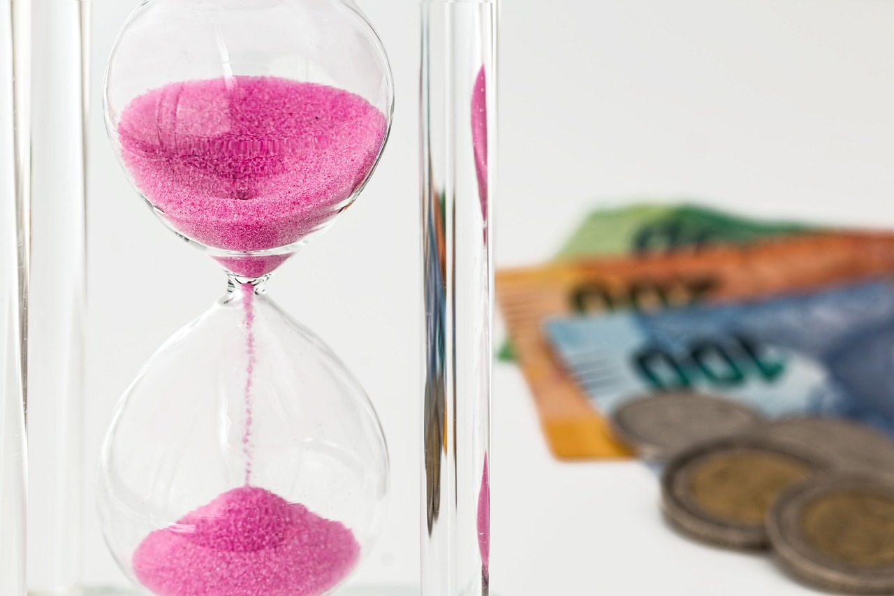 同棲生活に役立つお金の管理方法とは？