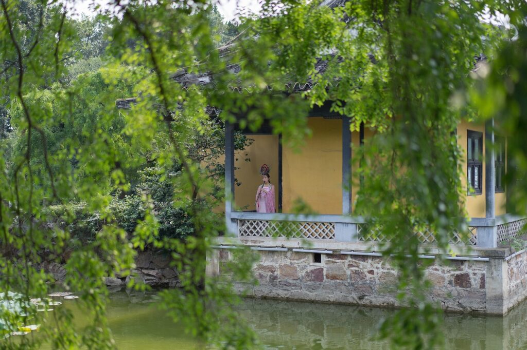 同棲を始める際に親が連帯保証人になるメリットは？