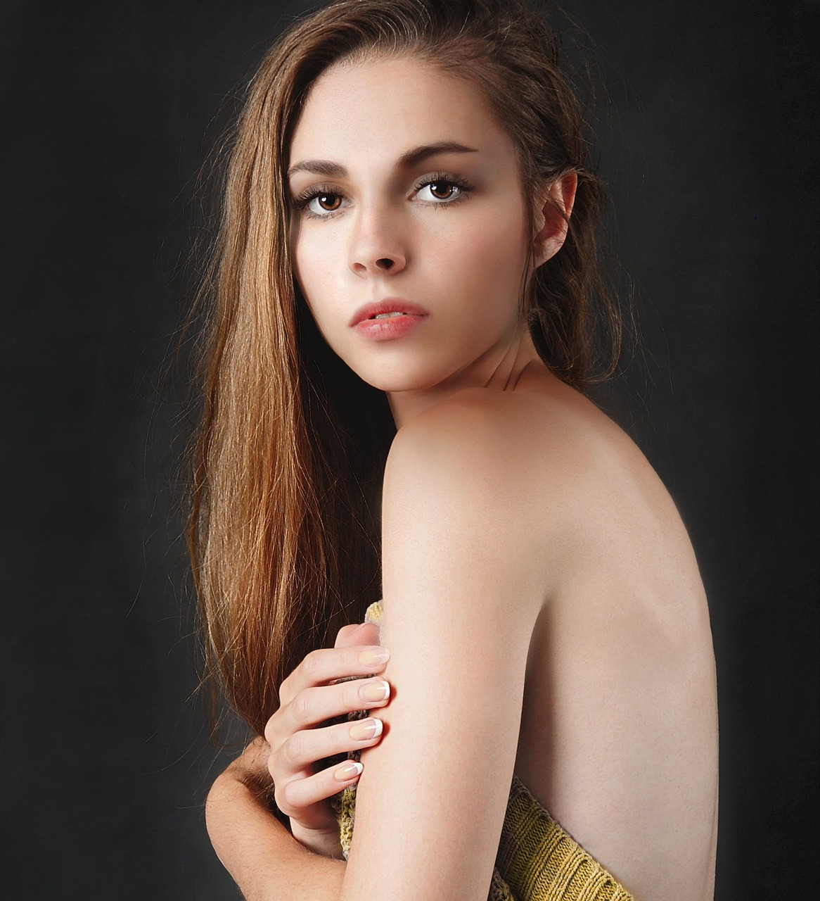 同棲中のカップルが知っておくべき美容代の個人負担は？